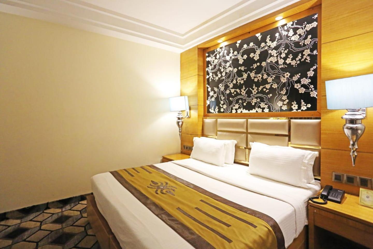 Airport Hotel Claytone Нью-Делі Екстер'єр фото