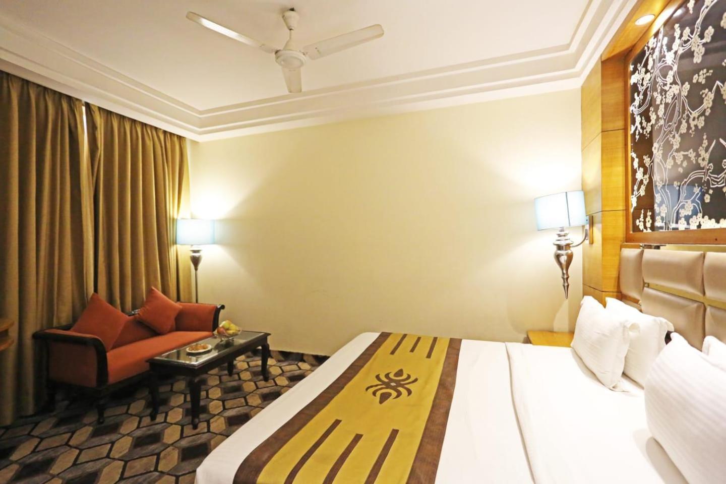 Airport Hotel Claytone Нью-Делі Екстер'єр фото