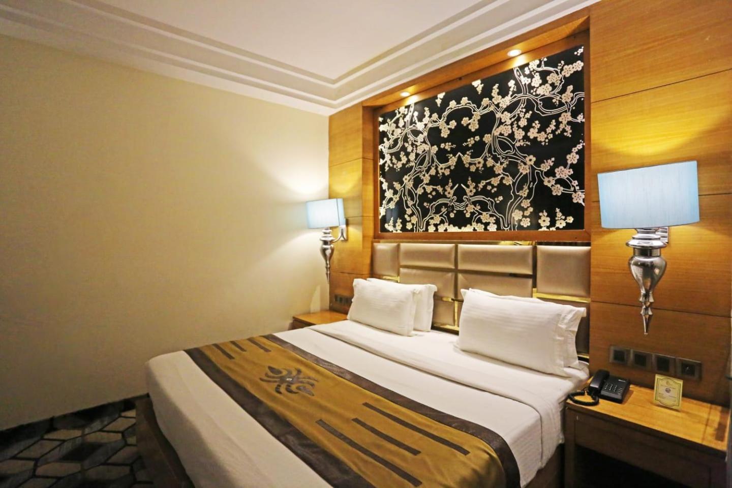 Airport Hotel Claytone Нью-Делі Екстер'єр фото